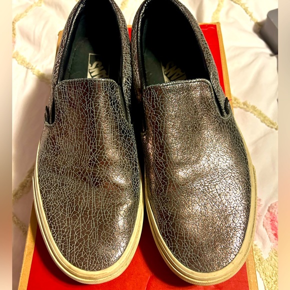Vans Other - VANS CLASSIC SLIP-ON CRACKED METALLIC